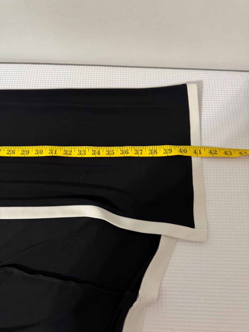 JOSEPH RIBKOFF Black/Vanilla Sleeveless Color Block Tunic - Picture 8 of 8
